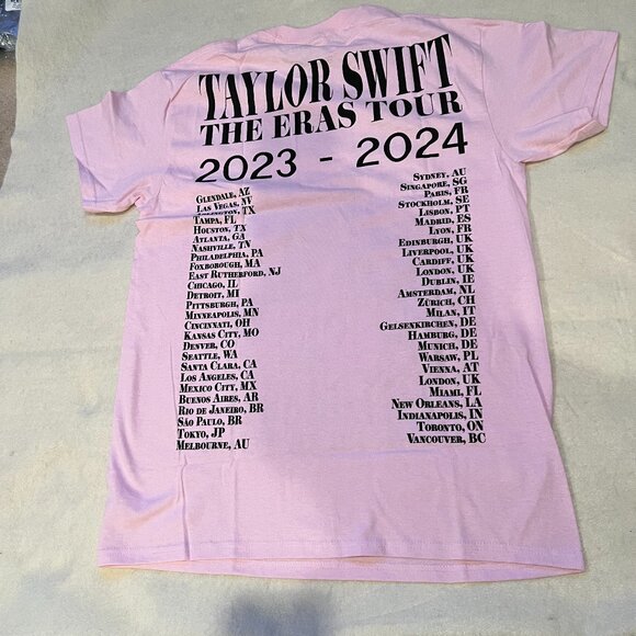 New - Official Taylor Swift Eras Tour Pink Split Photo Dateback T-Shirt Medium - Picture 2 of 3